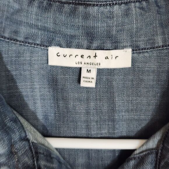 Anthropologie Current Air Chambray Shirt Fray Detail Seams Button Up Blue Medium - Picture 5 of 7